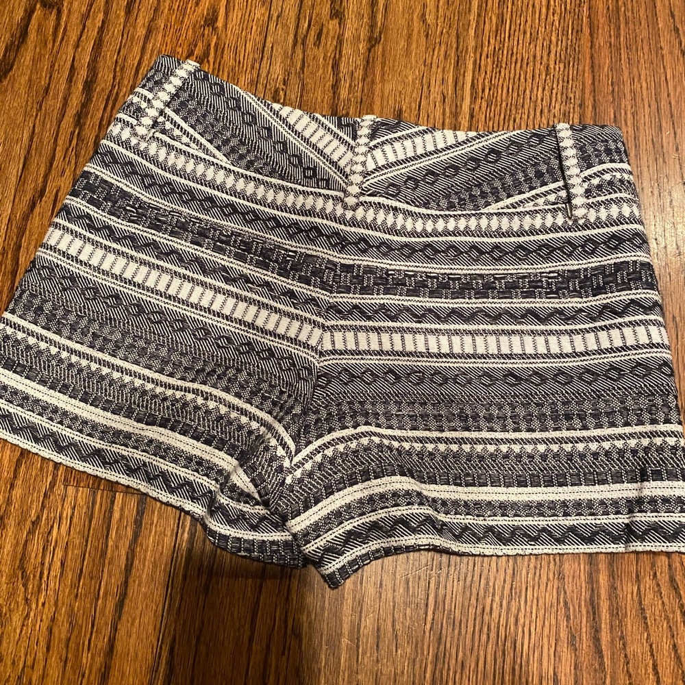 Alice & Olivia caddy shorts size 0 - Picture 3 of 6